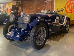 Image of 1933 L Magna road/race car