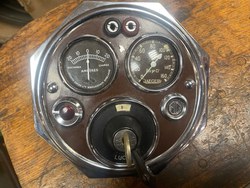 LOOK,  LOOK:       17/10/26         Some interesting spares have just come into stock.  These do not form part of our 'General Stock', but are 1-off items.Please see PHOTOS below: Photo 21